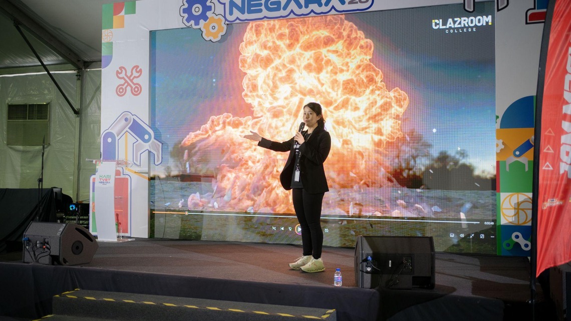 An industry-experienced representative from Claz’room College delivered a live demonstration on 3D Cinematic Visual Effects, showcasing industry-standard techniques and production workflows used in film, animation, and digital content creation.