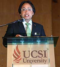 MQA CEO congratulates UCSI award