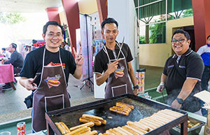 A memorable ‘3rd Aussie Sausage Sizzle’ event for Curtin Sarawak