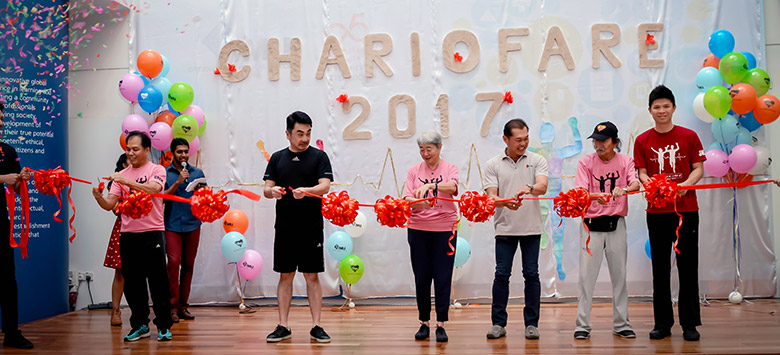 The official opening of Chariofare 2017 by (from left) Vice Chancellor Professor Abdul Aziz Baba, Managing Director of EXISM (platinum sponsor), Deputy Vice-Chancellor Dr Mei Ling Young, xx, Professor Ong Kok Hai and former national badminton player Wong Choon Han